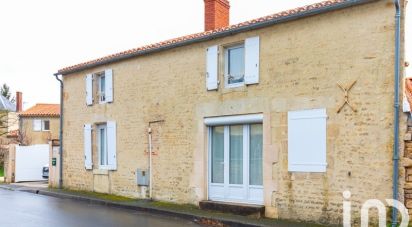 House 4 rooms of 106 m² in Le Langon (85370)
