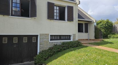 House 8 rooms of 138 m² in Rennes (35000)