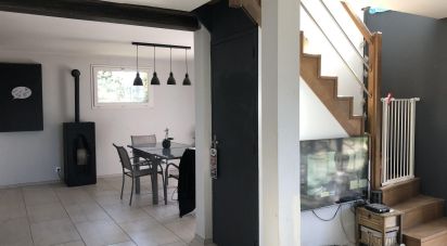 House 5 rooms of 124 m² in Jonquières (84150)