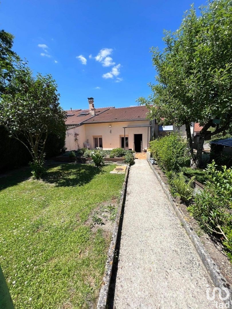 Vente Maison 125m² 4 Pièces à Saint-Urbain-Maconcourt (52300) - Iad France