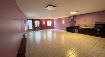 Maison 4 pièces de 125 m² à Saint-Urbain-Maconcourt (52300)