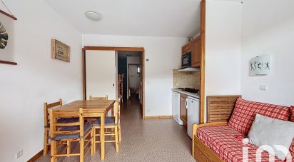 Apartment 2 rooms of 32 m² in - (05250)