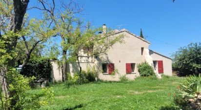 House 5 rooms of 200 m² in Eyragues (13630)