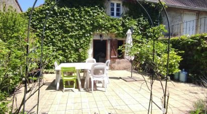 Village house 6 rooms of 173 m² in Voiteur (39210)