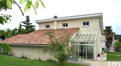 House 6 rooms of 145 m² in Agen (47000)