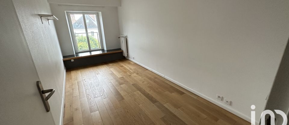 Appartement 3 pièces de 80 m² à Brunoy (91800)