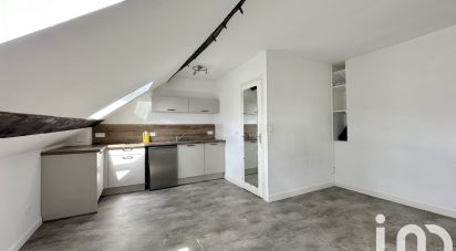 Studio 1 room of 24 m² in Senlis (60300)