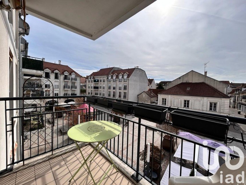 Appartement 4 pièces de 77 m² à Sucy-en-Brie (94370)