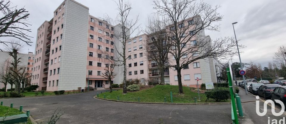 Apartment 4 rooms of 82 m² in Neuilly-sur-Marne (93330)