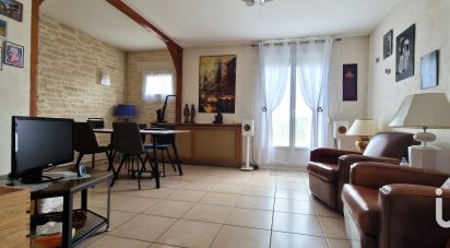 House 4 rooms of 70 m² in Saint-André-les-Vergers (10120)