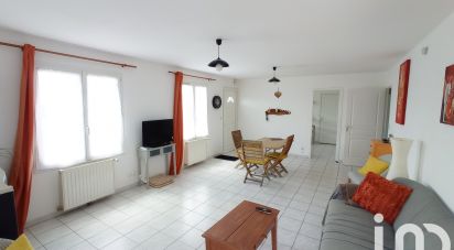 House 4 rooms of 84 m² in Tonnay-Charente (17430)
