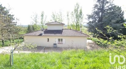 Traditional house 5 rooms of 125 m² in Bondigoux (31340)