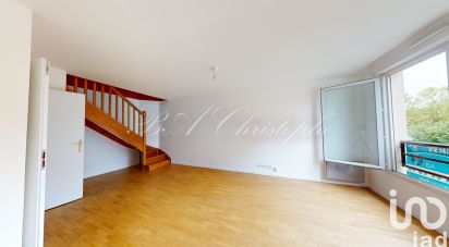 Duplex 3 rooms of 66 m² in Morangis (91420)