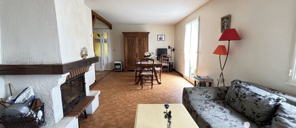 House 6 rooms of 137 m² in Vals-les-Bains (07600)