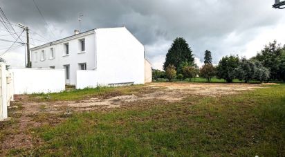 House 7 rooms of 190 m² in Saintes (17100)