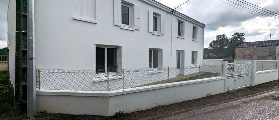 Maison 7 pièces de 190 m² à Saintes (17100)