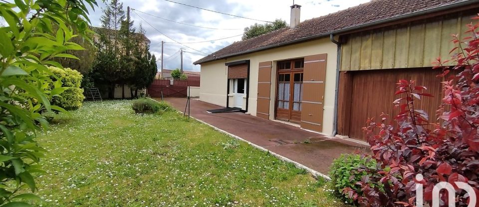 Traditional house 3 rooms of 63 m² in La Villedieu (17470)