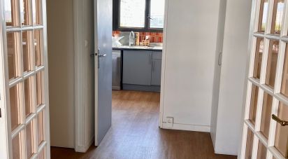 Appartement 3 pièces de 64 m² à Bordeaux (33300)