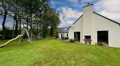 House 7 rooms of 190 m² in Pont-Péan (35131)