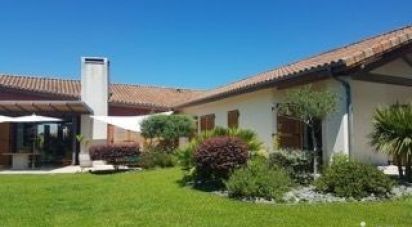 House 6 rooms of 185 m² in Rontignon (64110)