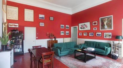 Appartement 5 pièces de 171 m² à Arles (13200)