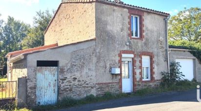 House 4 rooms of 105 m² in Haute-Goulaine (44115)