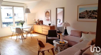Appartement 5 pièces de 96 m² à Paris (75019)