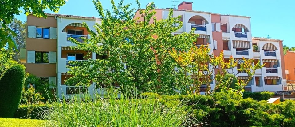 Apartment 2 rooms of 61 m² in Aix-en-Provence (13100)