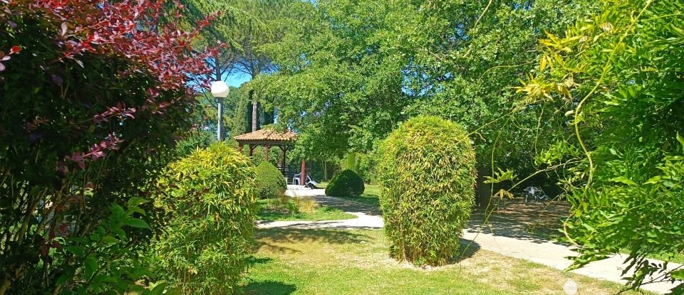 Apartment 2 rooms of 61 m² in Aix-en-Provence (13100)