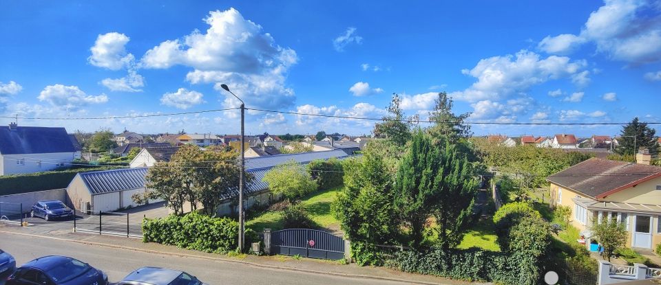 Apartment 4 rooms of 86 m² in Dreux (28100)