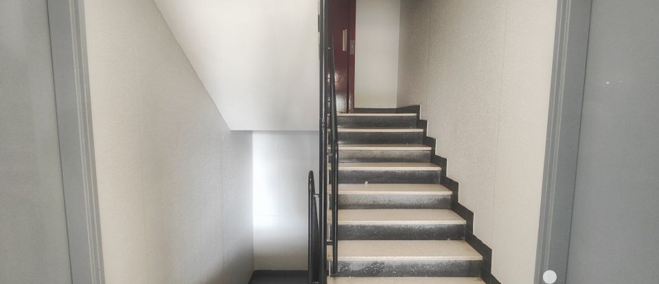 Apartment 4 rooms of 86 m² in Dreux (28100)