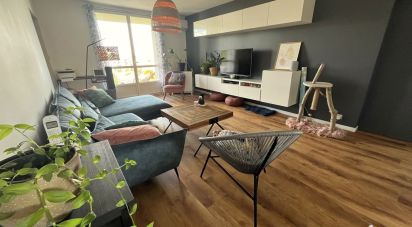 Apartment 4 rooms of 75 m² in Nîmes (30900)