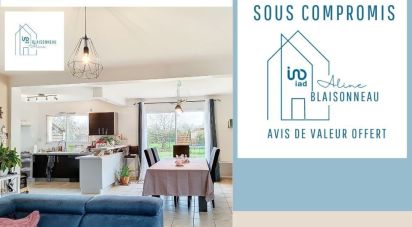 House 5 rooms of 105 m² in Val-d'Izé (35450)