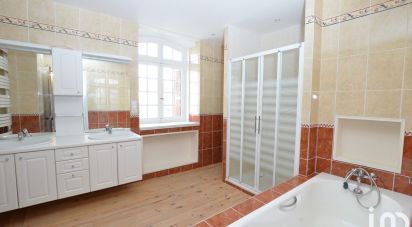 House 5 rooms of 105 m² in Usson-en-Forez (42550)