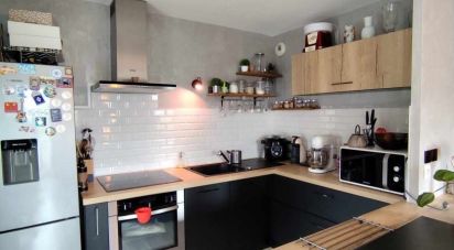 Apartment 3 rooms of 70 m² in Lille (59000)