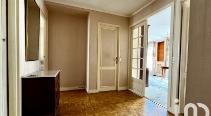 Appartement 5 pièces de 105 m² à Paris (75017)