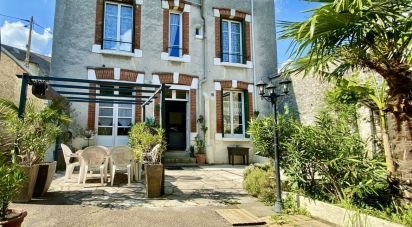 House 6 rooms of 142 m² in Pithiviers (45300)