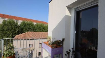 Apartment 3 rooms of 65 m² in Avignon (84000)