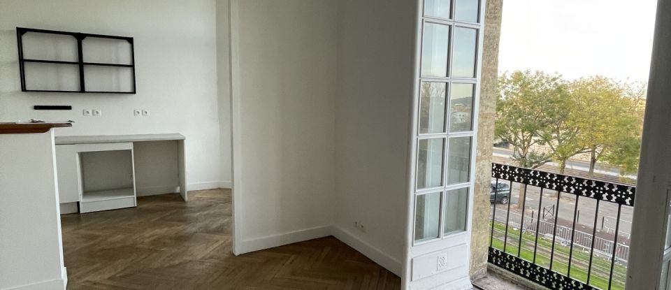 Apartment 3 rooms of 75 m² in Bordeaux (33000)