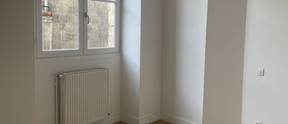 Apartment 3 rooms of 75 m² in Bordeaux (33000)