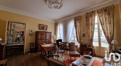 Mansion 10 rooms of 323 m² in Niort (79000)