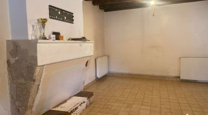 House 4 rooms of 95 m² in Saint-Rémy (79410)