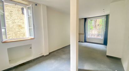 Apartment 1 room of 34 m² in Paris (75018)