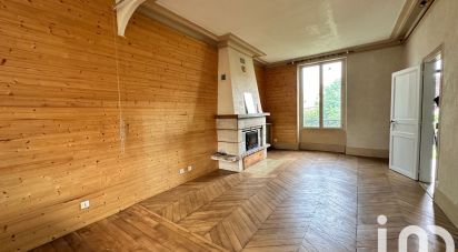 Mansion 8 rooms of 200 m² in Bry-sur-Marne (94360)