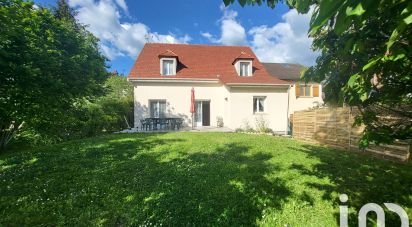 Traditional house 7 rooms of 230 m² in Ermont (95120)