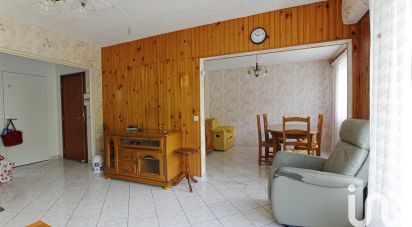 Apartment 4 rooms of 74 m² in Aubergenville (78410)