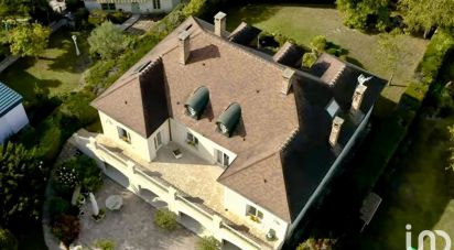 Maison 10 pièces de 326 m² à Sainte-Geneviève-des-Bois (91700)