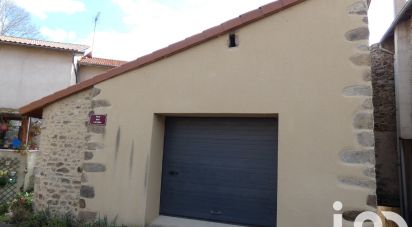 Parking/garage/box de 87 m² à Vieille-Brioude (43100)
