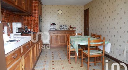 House 5 rooms of 99 m² in Vénérand (17100)
