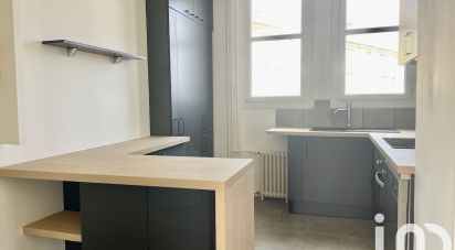 Appartement 3 pièces de 79 m² à Bordeaux (33000)